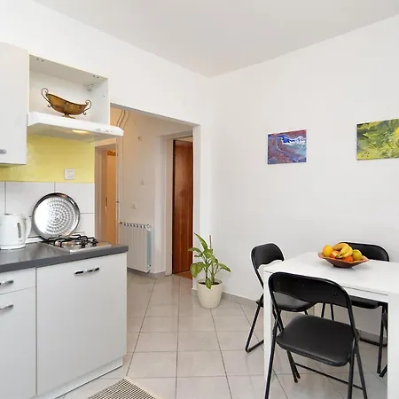Tania 1085 Appartement