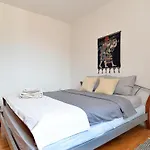 Apartamento Tania 1085 *